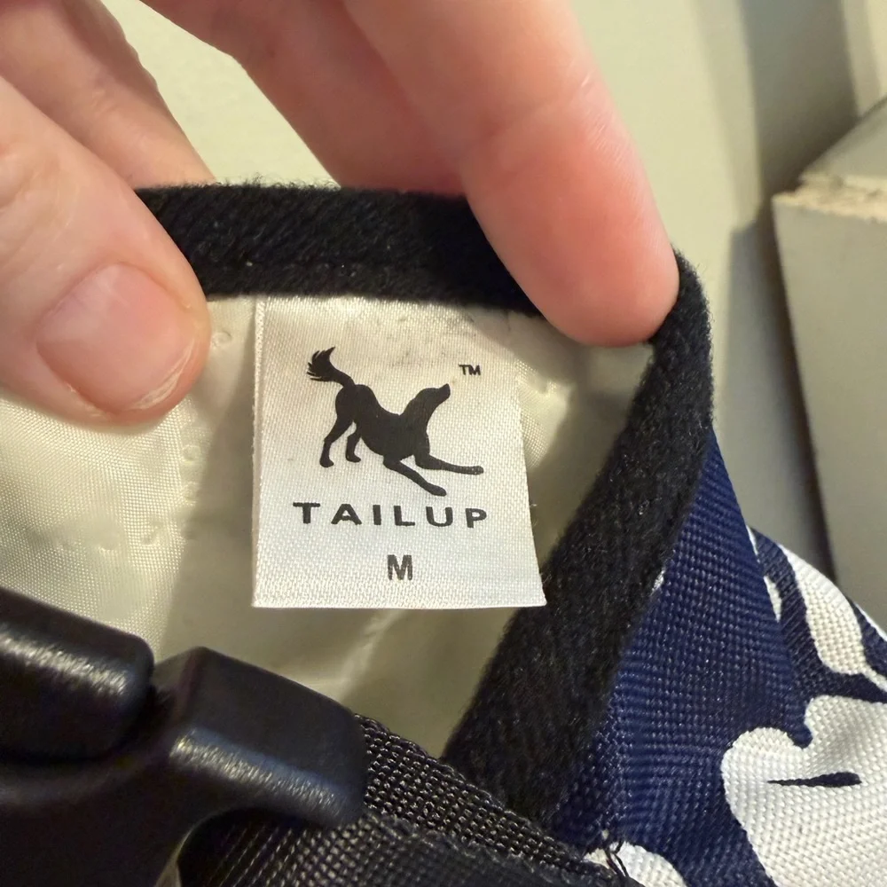 TAILUP Dog Sling Carrier – Hands Free Crossbody Pet Carrier | Medium